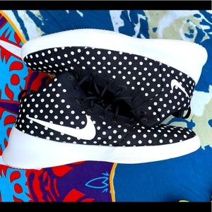 Used Nike hyper fr3sh premium polkadot
